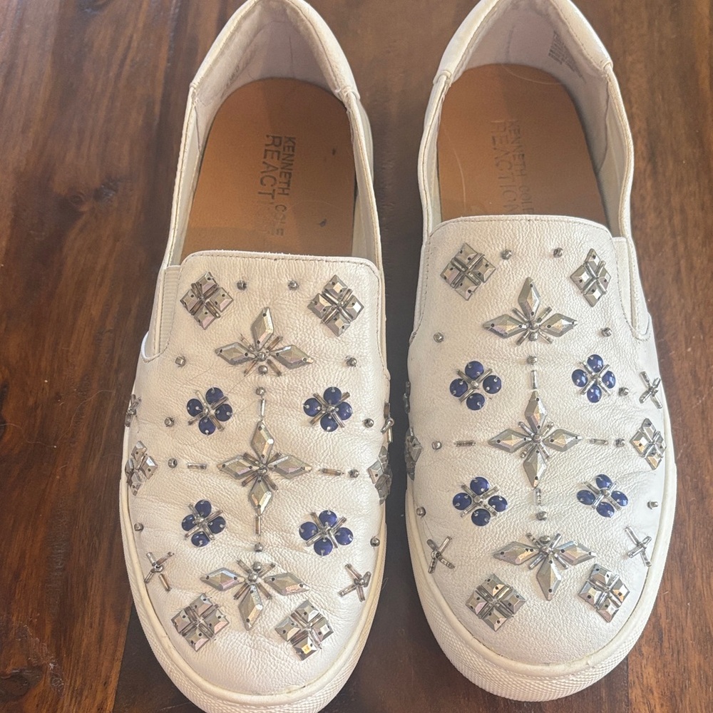 Kenneth Cole White and Blue Embellished Sneakers